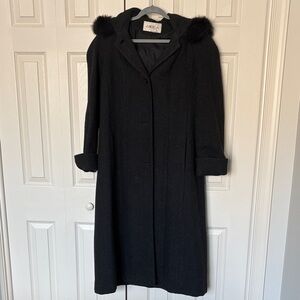 ANDREA FENZI Black Coat with Gray Lining Vintage